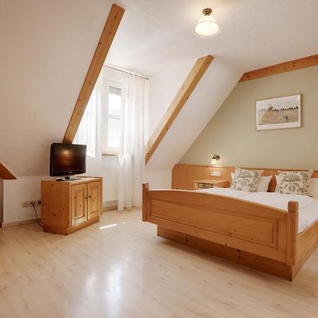Landhotel Schwab - By Homekeepers Schwarzach am Main Exterior photo